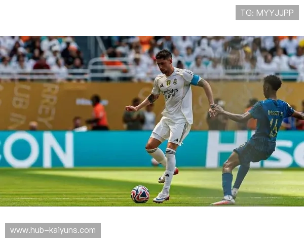 皇马贡萨洛弧顶远射破网